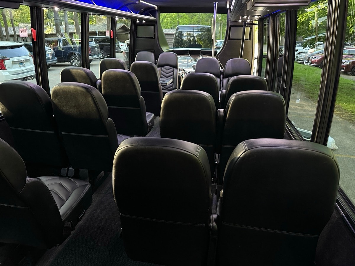 28-Passenger Executive Mini Coach Shuttle — photo 11