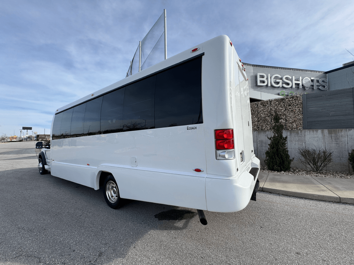 28-Passenger Executive Mini Coach Shuttle — photo 4