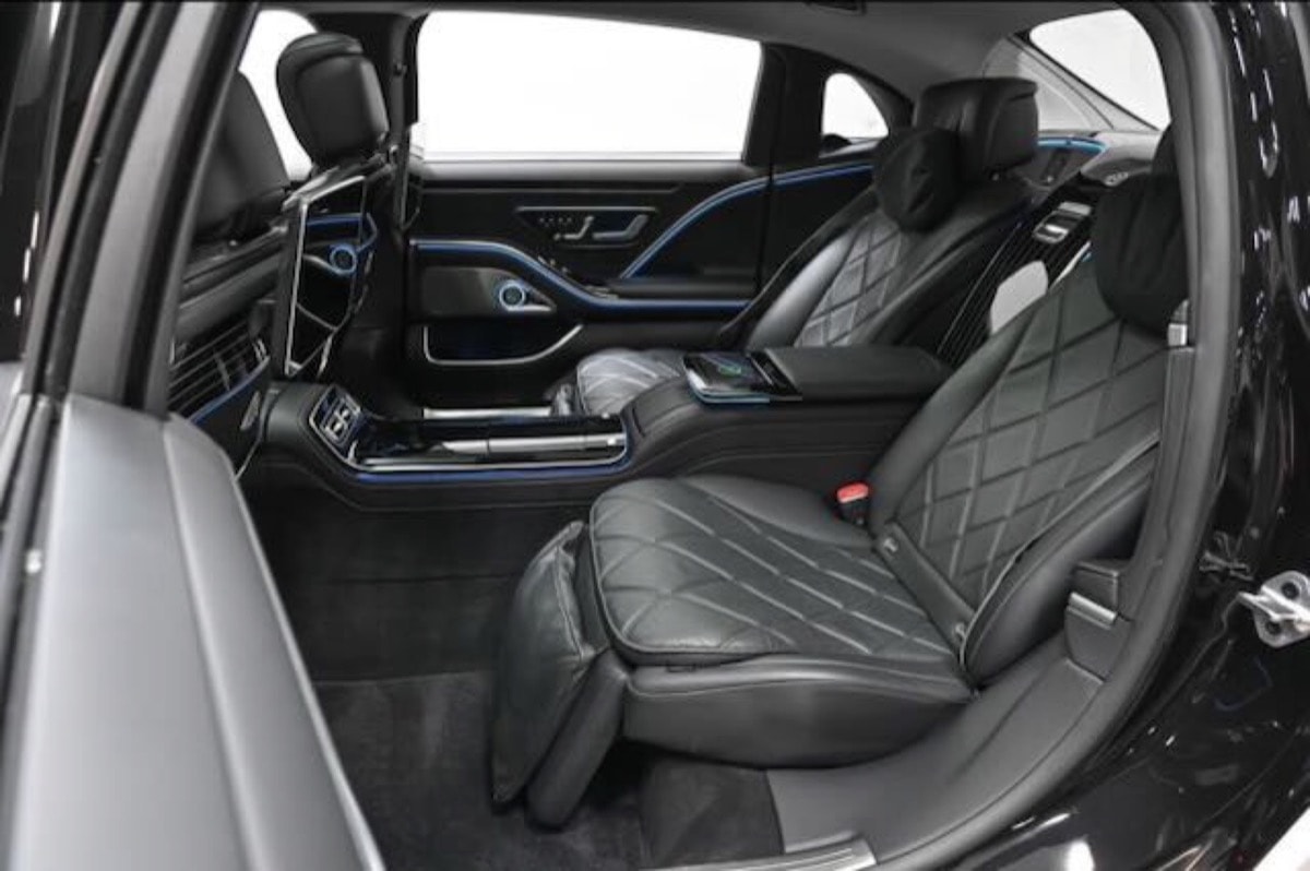 Mercedes-Maybach S680 — photo 4