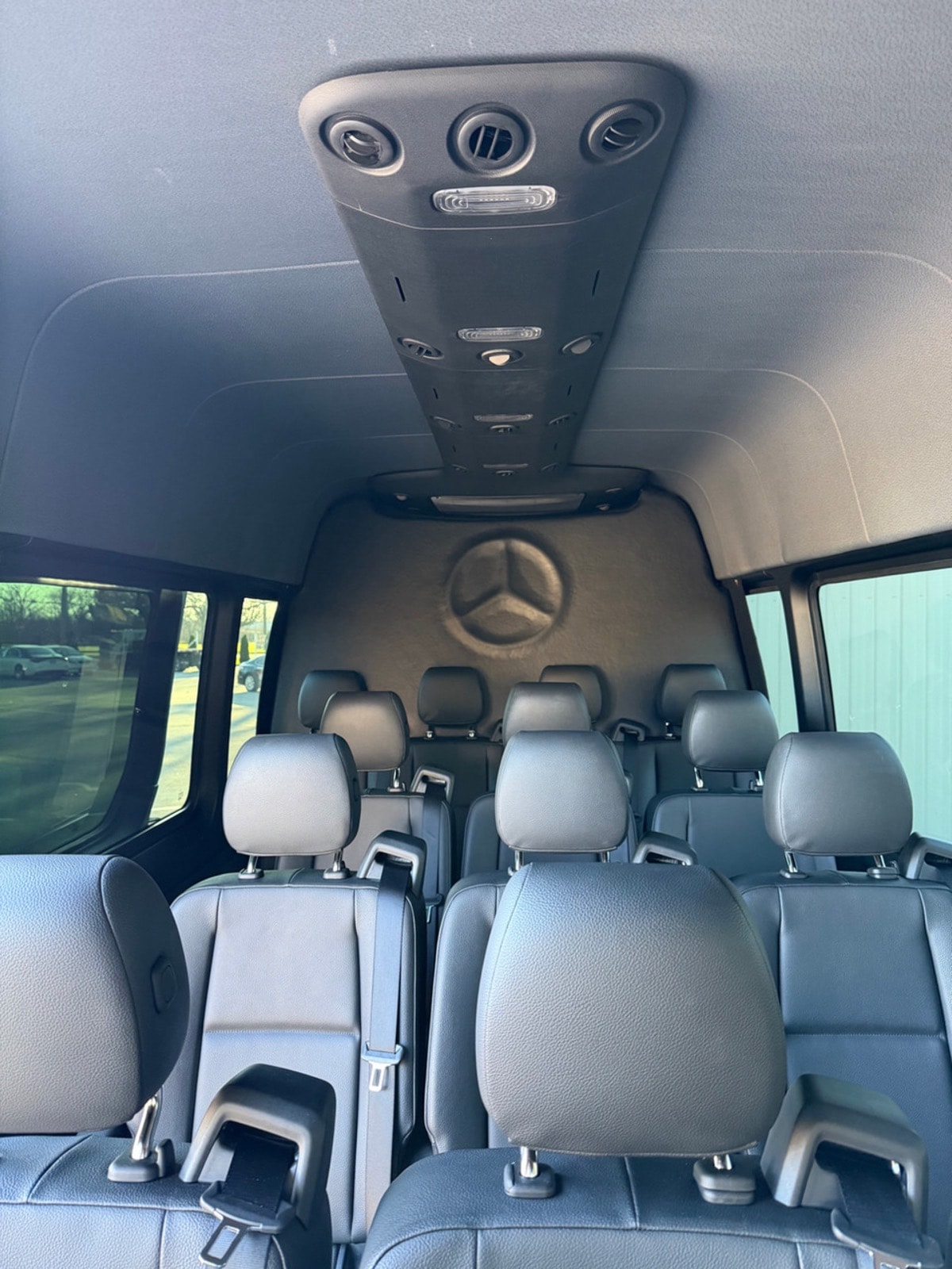 Mercedes Shuttle Sprinter — photo 7