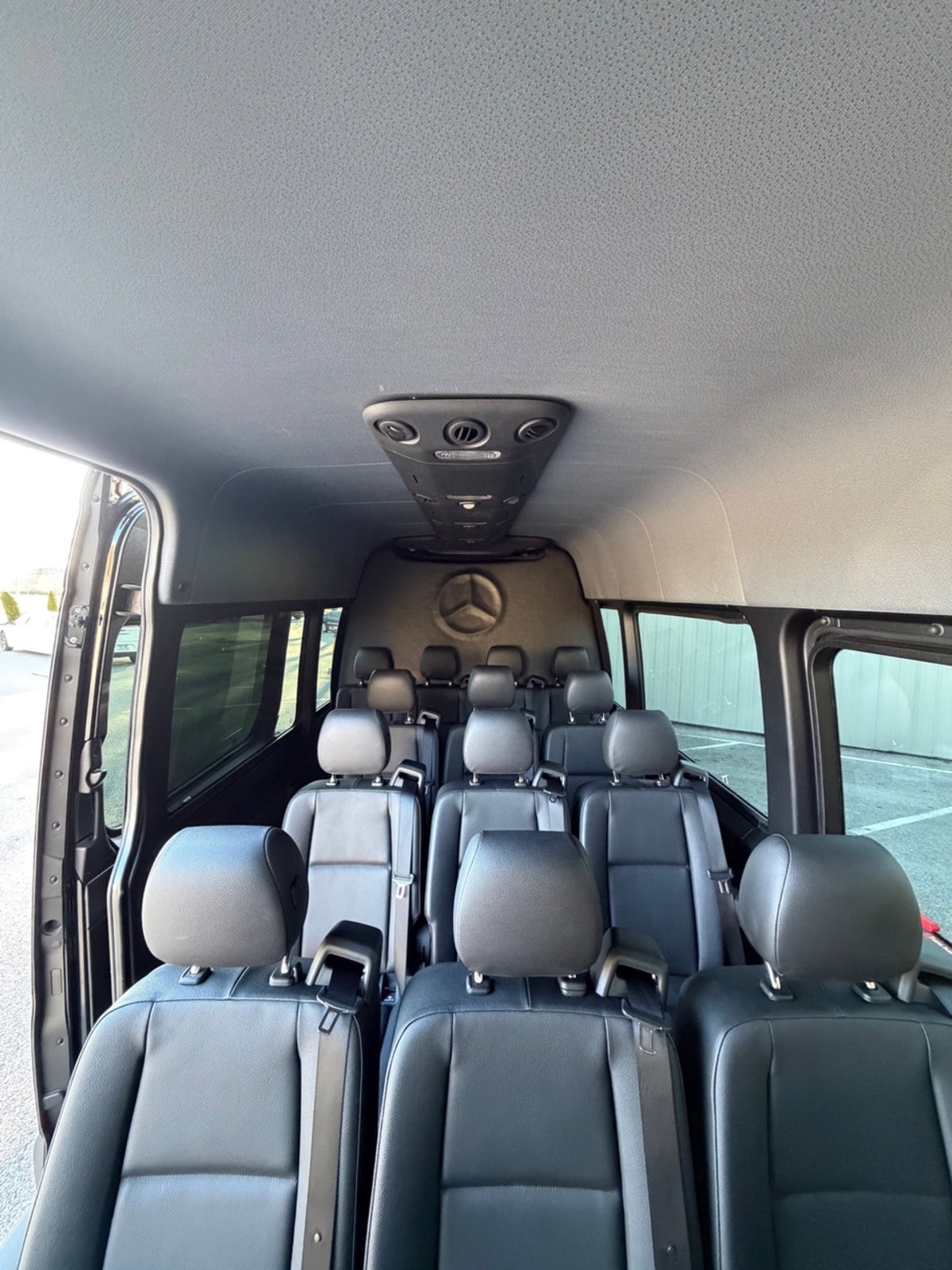 Mercedes Shuttle Sprinter — photo 8